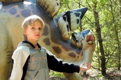 Nowiny - Ja już nie pamiętam nazw tych stworzeń ale Marek przeczytał wszystkie tabliczki o dinozaurach. Pytajcie jego.