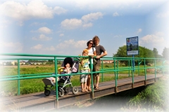 Turnus Wągrowiec - Hania zrobiła nam to zdjęcie przy skrzyżowaniu rzek. A inna nazwa tej fotografii to -