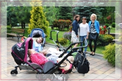 Dzień Dziecka w Starej Garbarni we Wrocławiu. Zdjęcie z mamami- Renią, Magdą i Jolą.
